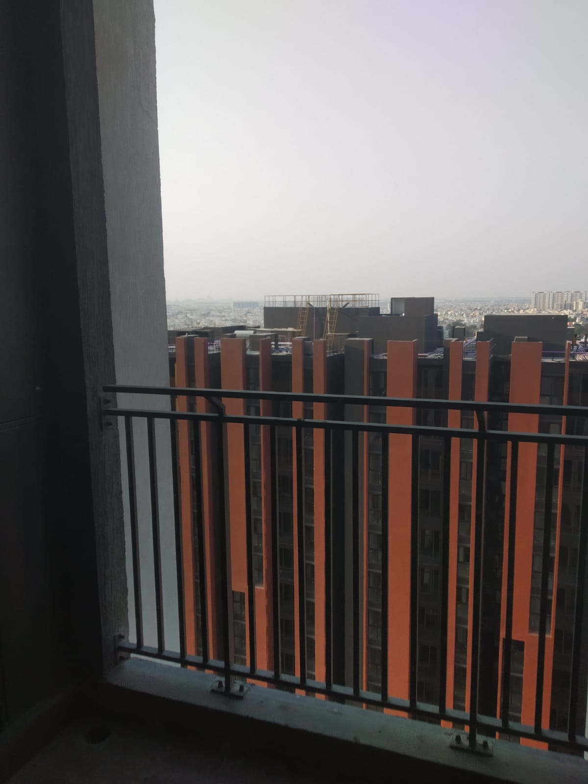 2 BHK Apartment - Gated Society 4